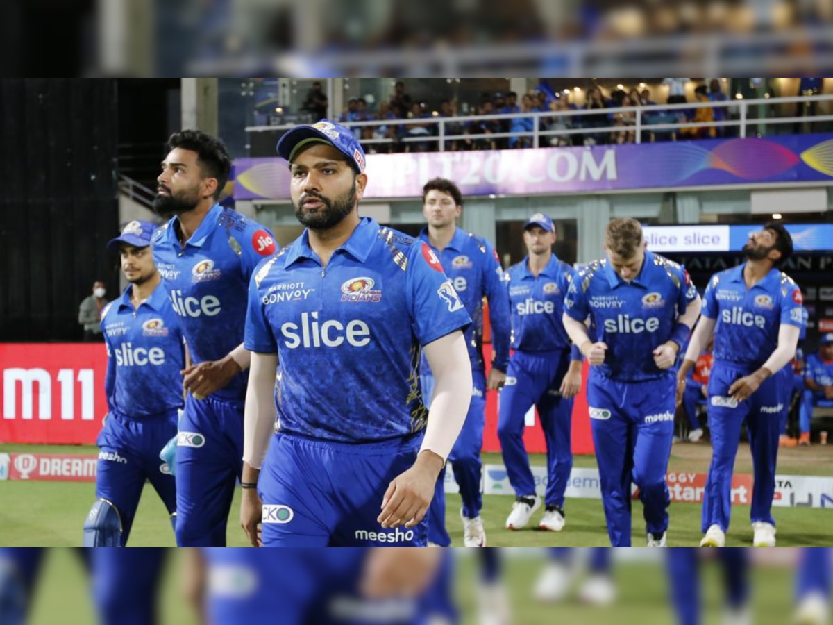 IPL 2023: अखेर तो आलाच....! Mumbai Indians च्या टीममध्ये 'या' खेळाडूची एन्ट्री! title=