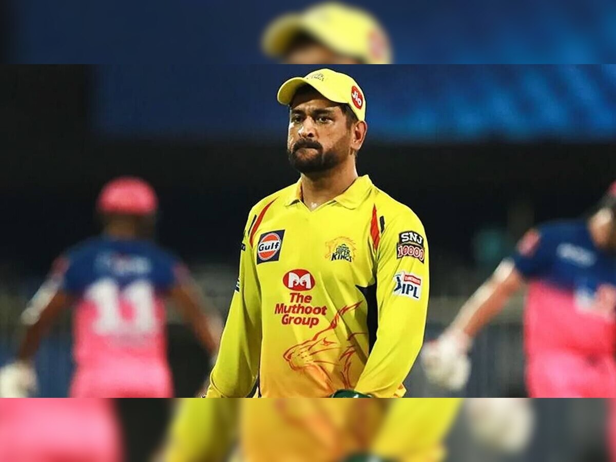 IPL 2023: धोनीच्या CSK वर बंदी आणा, तामिळनाडूत जोरदार मागणी; तिकिटांवरुनही राडा; नेमकं काय झालं आहे? title=