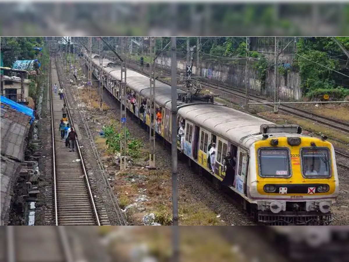 Mumbai Local Mega Block : मध्य मार्गावर आज मेगा ब्लॉक; हार्बर, पश्चिम मार्गावरील प्रवाशांना दिलासा title=