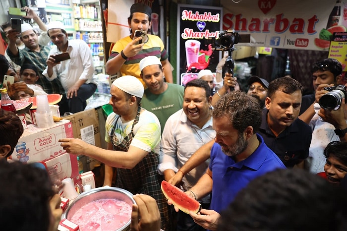 Congress leader Rahul Gandhi visits in Bengali Market photos went viral 