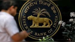 तुमचं इथं खातं तर नाही? RBI कडून 'या' 8 सहकारी बँकांचे परवाने रद्द