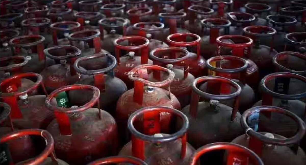 How a gas cylinder explodes despite being made of iron