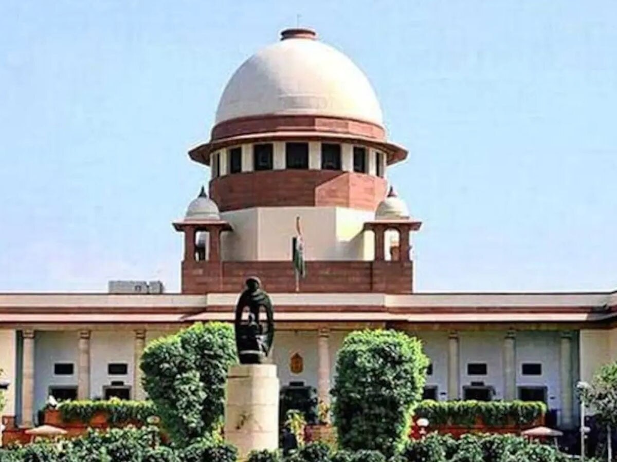 Supreme Court : सर्वोच्च न्यायालयात आज आणखी एक महत्त्वाचा निर्णय, दिल्लीतील 'या' प्रकरणाचा निकाल title=