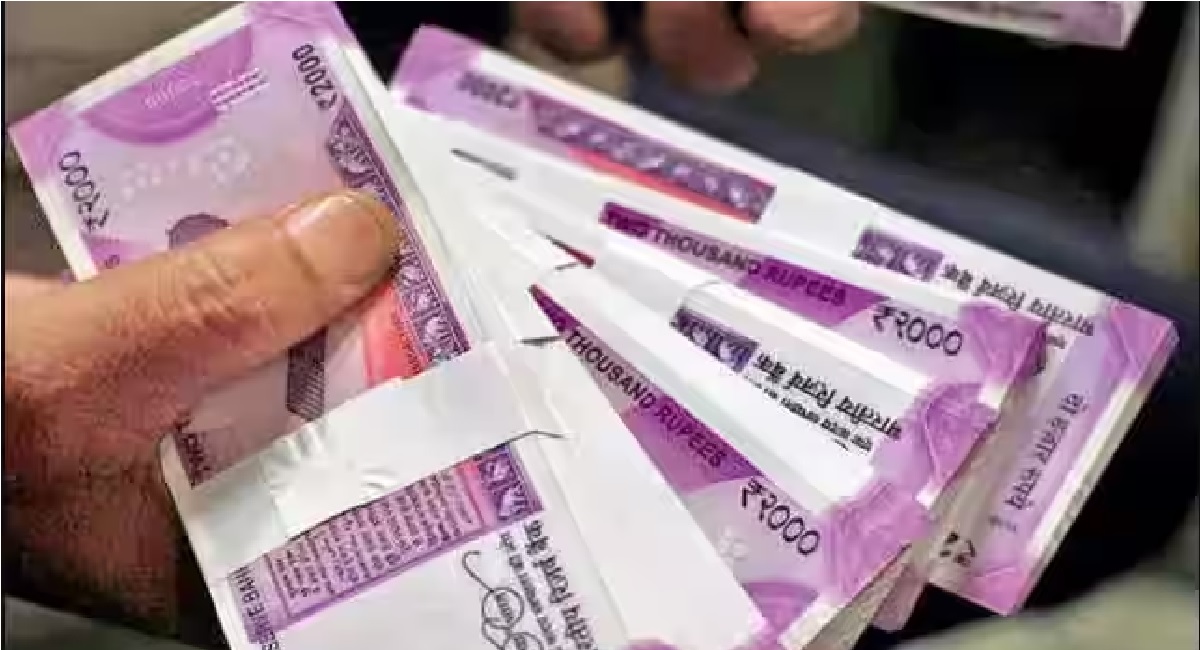 याला म्हणतात नशीब! फक्त 2 हजारमध्ये खरेदी केलेली वस्तू 51.50 लाखांना विकली याला म्हणतात नशीब! फक्त 2 हजारमध्ये खरेदी केलेली वस्तू 51.50 लाखांना विकली
