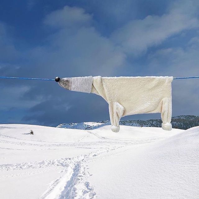 Art Using Clothes On Washing Line