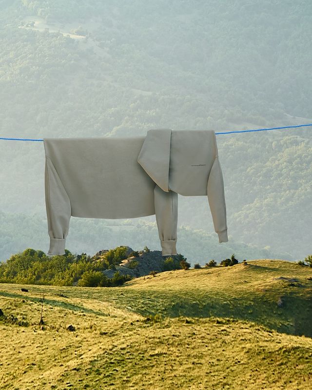 Art Using Clothes On Washing Line