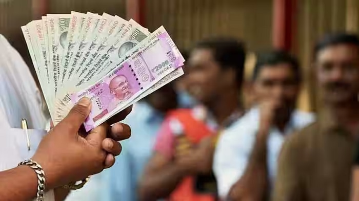 7 th pay commission benefits Maharashtra state government employees to get salary hike know details 