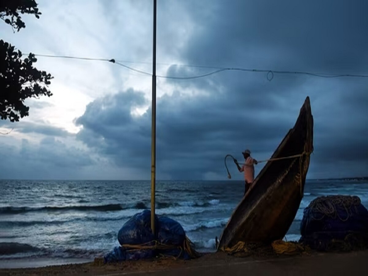 Monsoon Updates : पाऊस आलाsss; पुढच्या 48 तासांत मान्सून केरळात  title=