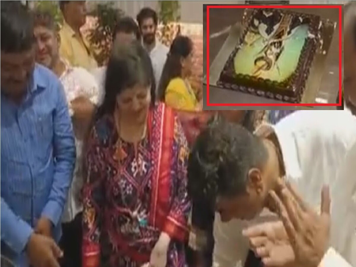 राज ठाकरे यांच्या पत्नी शर्मिला यांच्या वाढदिवसानिमित्ताने  औरंगजेबाचं प्रिंट असलेला केक;  व्हिडीओ व्हायरल  title=