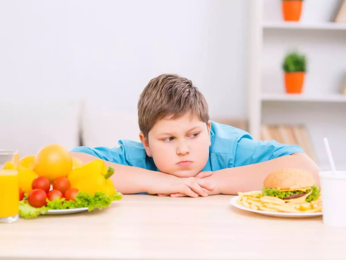 Avoid junk food in childrens diet