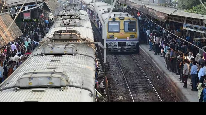 Mumbai Local Train Mega Block latest updates on time table 