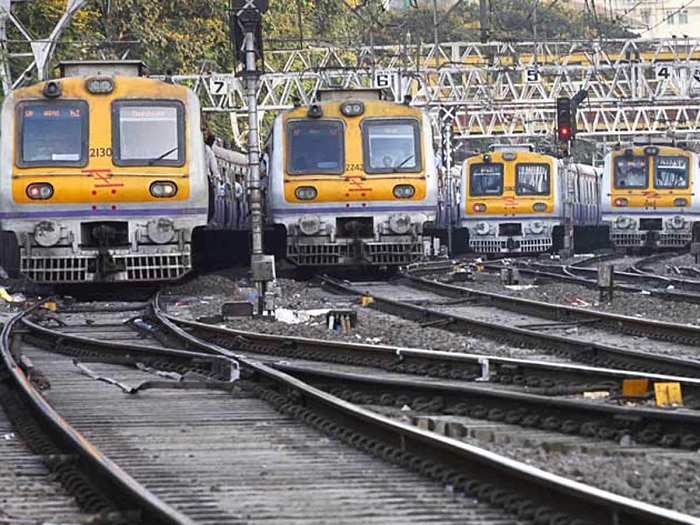 Mumbai Local Train Mega Block latest updates on time table 