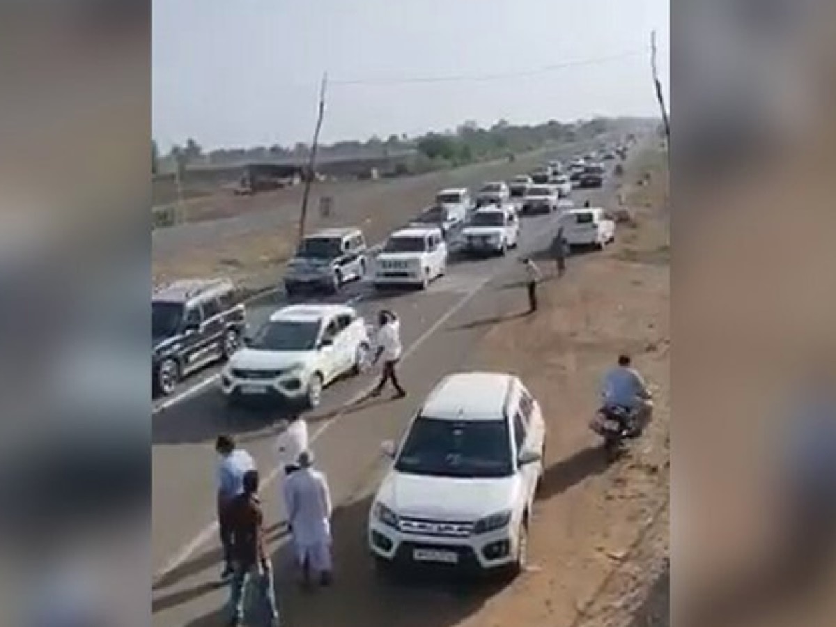 ...अन् 400 SUV घेऊन काँग्रेस कार्यालयात पोहोचला BJP नेता! Video पाहून आठवेल 'सिंघम' title=