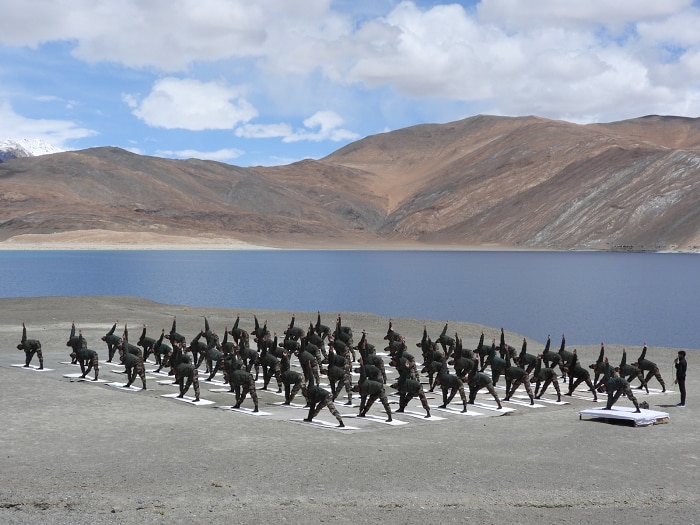 International Yoga Day 2023 Indian Army performs Yoga at Pangong Tso ladakh 
