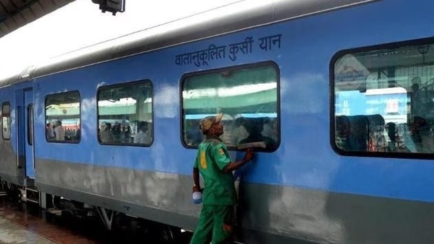 Indian Railway coaches Making cost