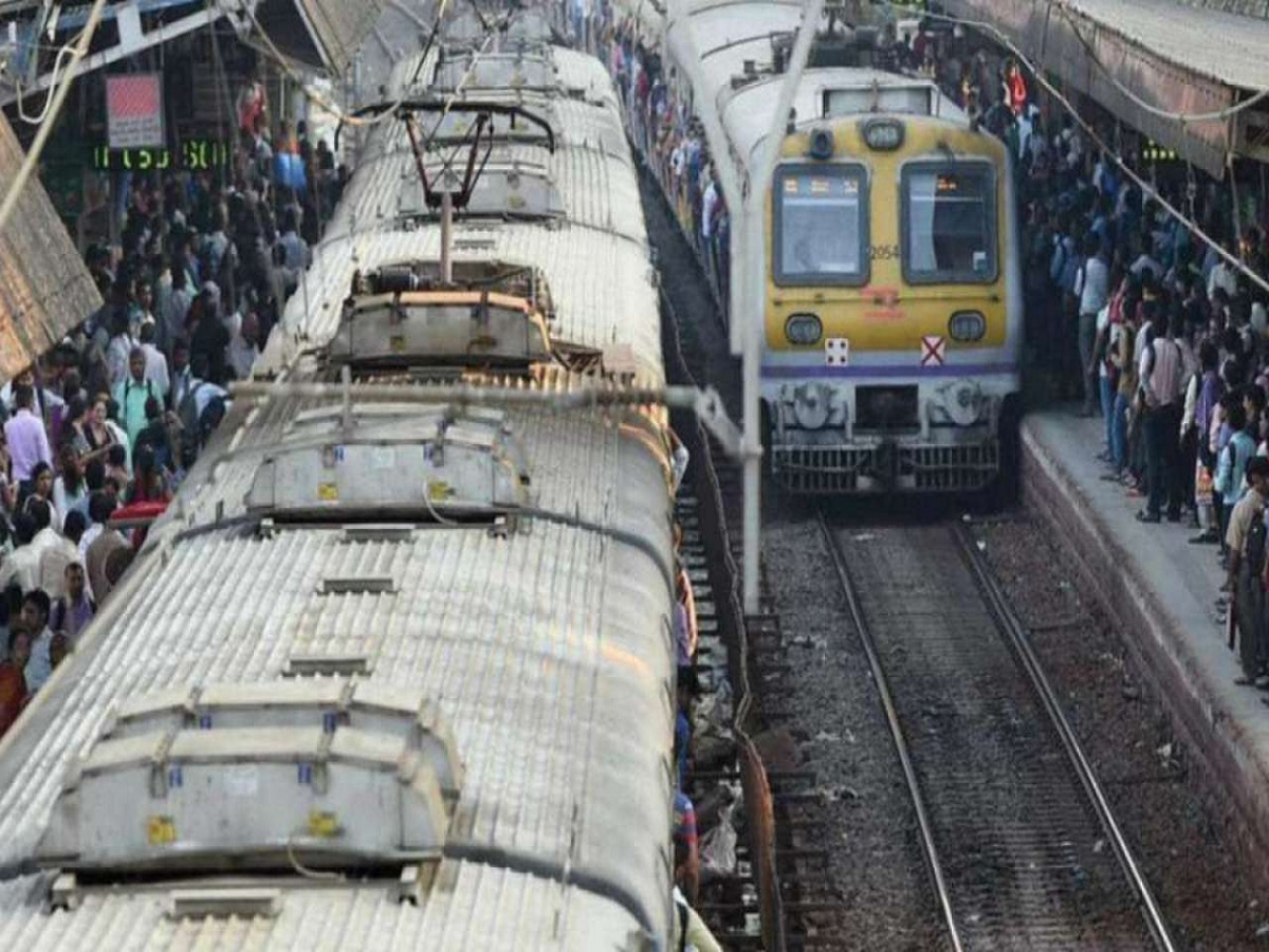 Mumbai Local News: मुंबईकरांच्या लोकल प्रवासाला ब्रेक लागणार; या घडीची सर्वात मोठी बातमी title=