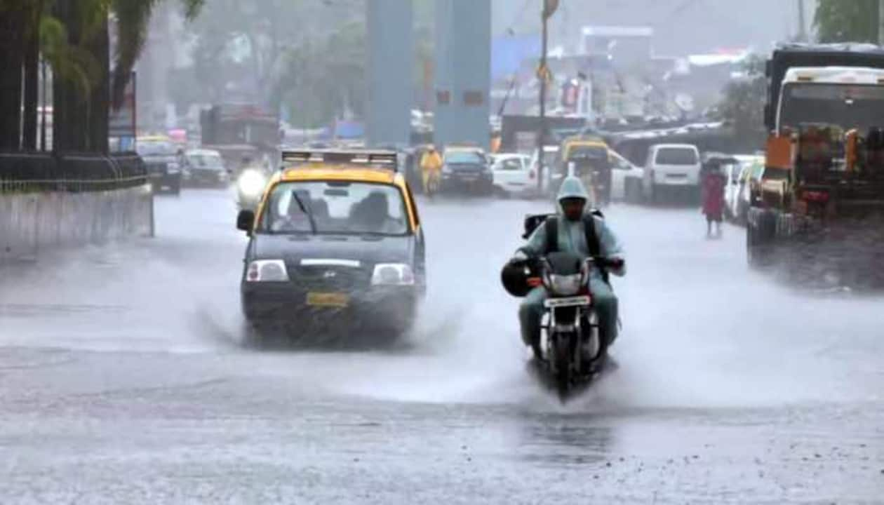 Mumbai Heavy Rain water lodging in Sion Dahisar 