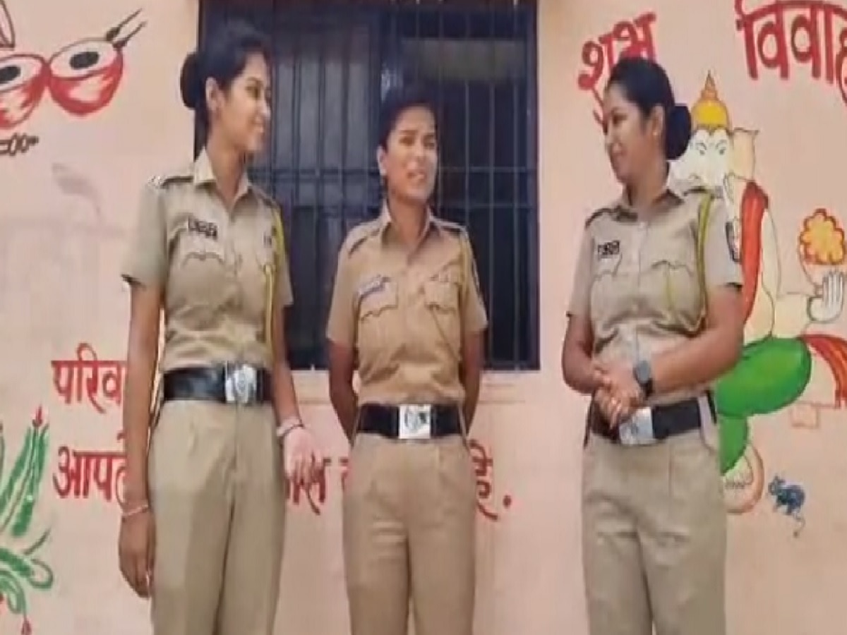 आईने मंगळसूत्र गहाण ठेवलं, मुलींनी चीज केलं! तीन सख्ख्या बहिणी एकाचवेळ पोलीस दलात भरती