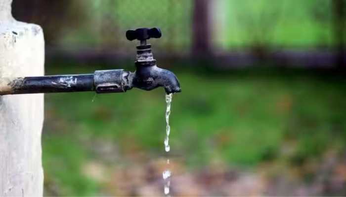 Mumbai reduce water supply 10 percent BMC Decesion