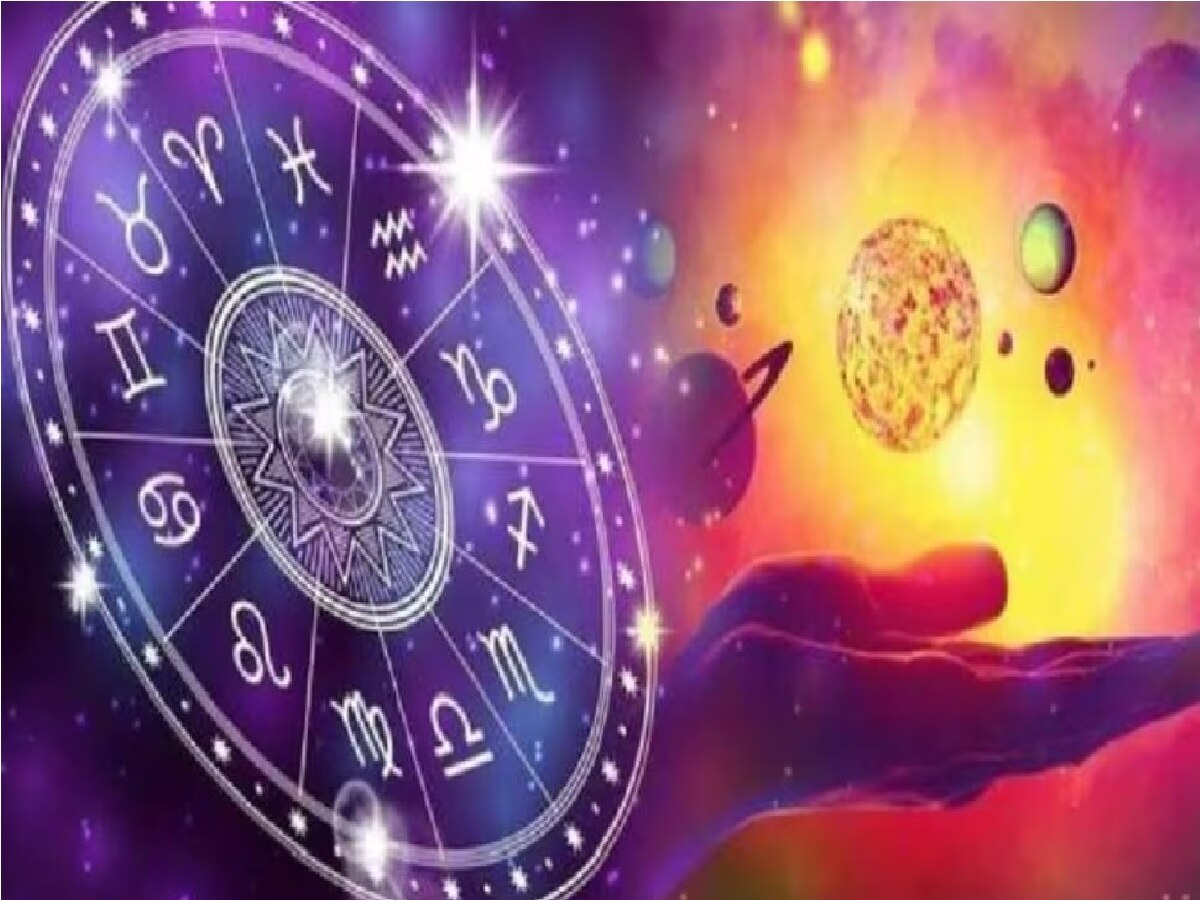 Horoscope 2 July 2023 : नोकरीत प्रमोशन, व्यवसायात फायदा; 'या' राशीच्या व्यक्तींना अचानक  होणार धनलाभ title=