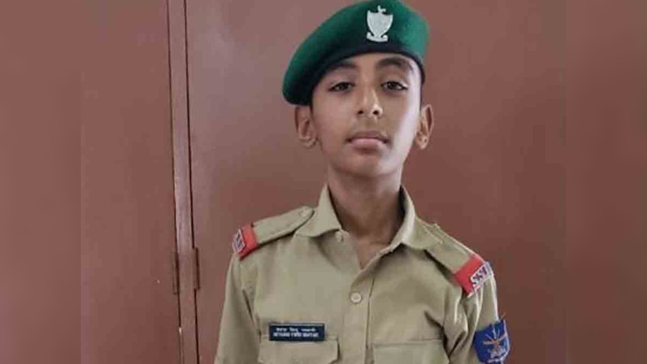  भाषणाची तयारी झाली, वडिलांना फोटोही पाठवला, शाळेत जाताच 15 वर्षांचा मुलाचा हार्ट अटॅकने मृत्यू