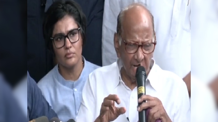 Sharad Pawar PC: मीच राष्ट्रवादीचा राष्ट्रीय अध्यक्ष; वय हा मुद्दाच नाही, 92 व्या वर्षीही लढू शकतो!