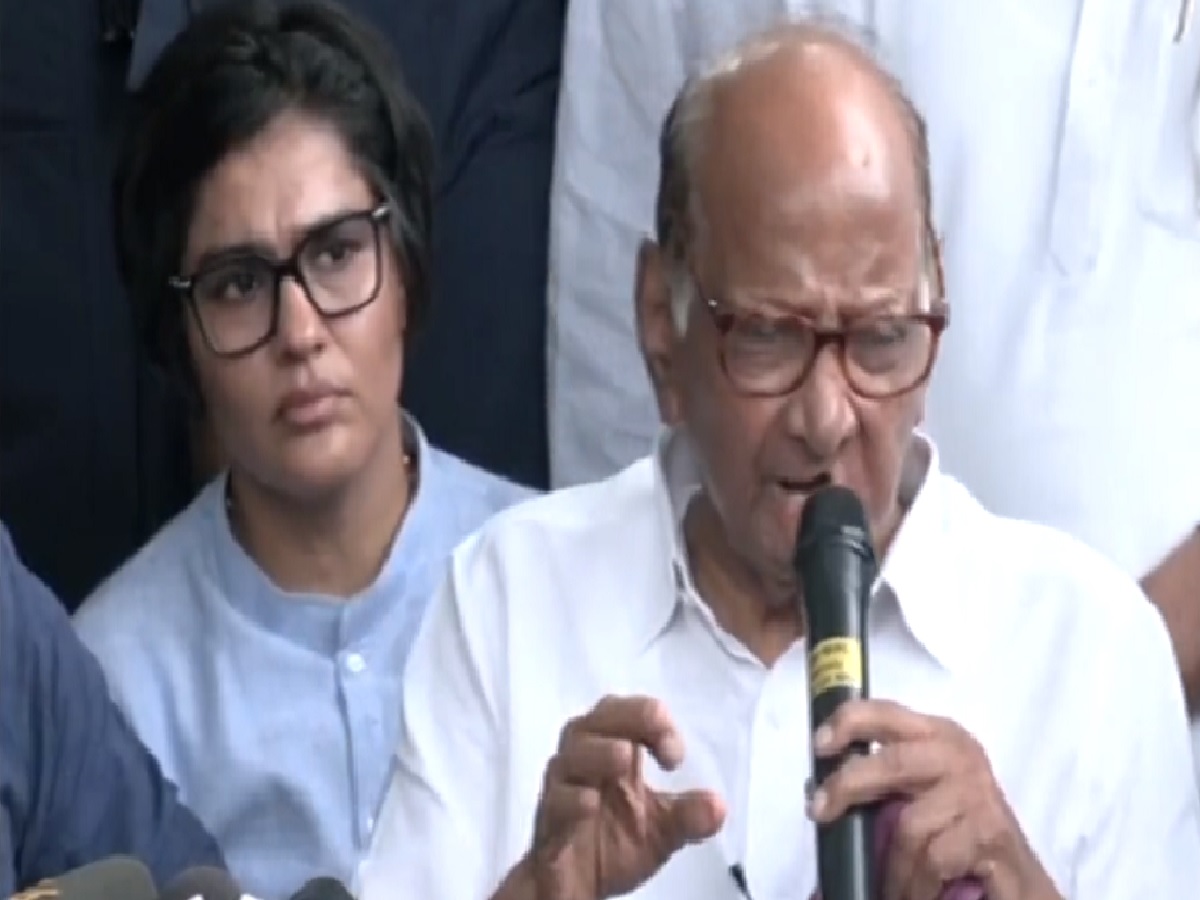 Sharad Pawar PC: मीच राष्ट्रवादीचा राष्ट्रीय अध्यक्ष; वय हा मुद्दाच नाही, 92 व्या वर्षीही लढू शकतो! Sharad Pawar PC: मीच राष्ट्रवादीचा राष्ट्रीय अध्यक्ष; वय हा मुद्दाच नाही, 92 व्या वर्षीही लढू शकतो!