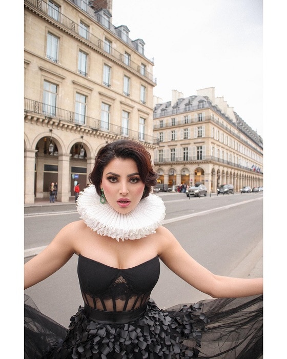 Urvashi Rautela paris riot