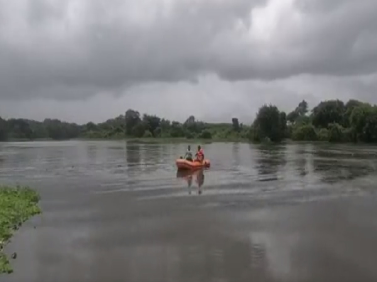 पावसाचा आनंद लुटायला गेले अन् जीव गमावून बसवले; मुंबईतल्या दोघांचा लोणावळ्यात बुडून मृत्यू title=