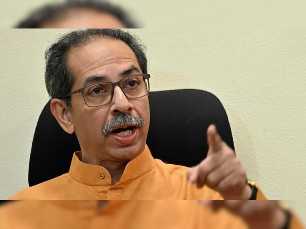 Uddhav Thackeray: मला सर्वात जास्त दया भाजप कार्यकर्त्यांची येतेय; ते सतरंज्यांखाली दबलेत! title=