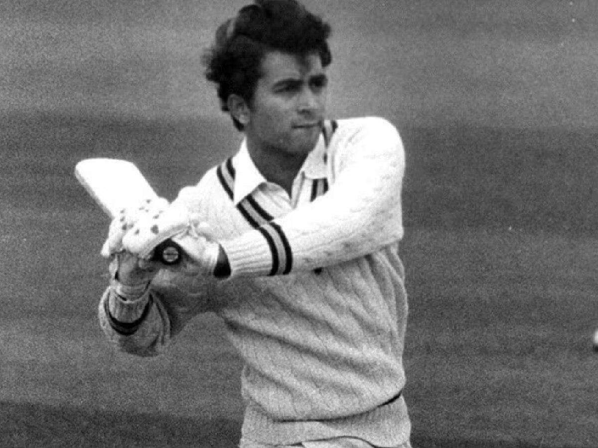 Sunil Gavaskar : जेव्हा गावस्करांनी लाईव्ह सामन्यात अंपायरकडून केस कापून घेतलेले...! title=