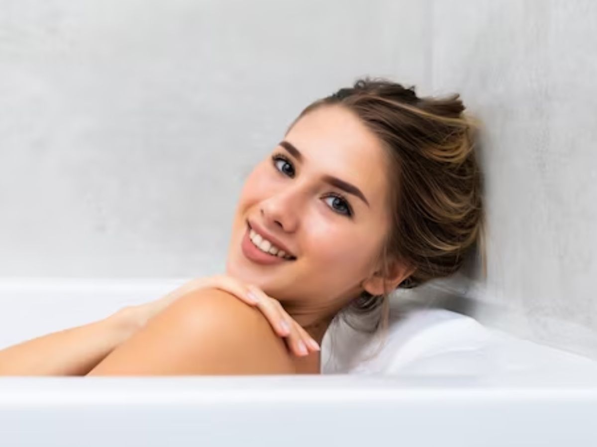 Skin Glow Tips Put these things in bath water skin diseases will be removed get shiny skin 