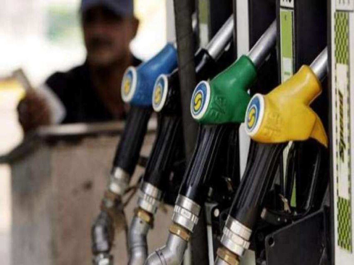 Petrol – Diesel Price : पेट्रोल आणि डिझेलच्या दरात दिलासा कायम; जाणून घ्या आजचे दर