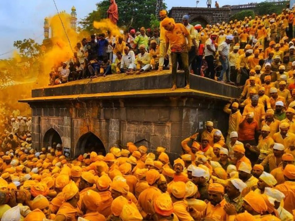 Jejuri Khandoba Temple Somvati Amavasya 2023 photos 