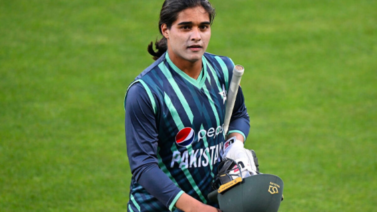 Pakistani Cricketer Ayesha Naseem retired from Cricket Want to live life according to Islam