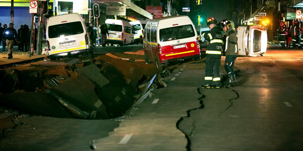 Explosion Suddenly Rips Open Roads Flips Cars In Johannesburg South Africa