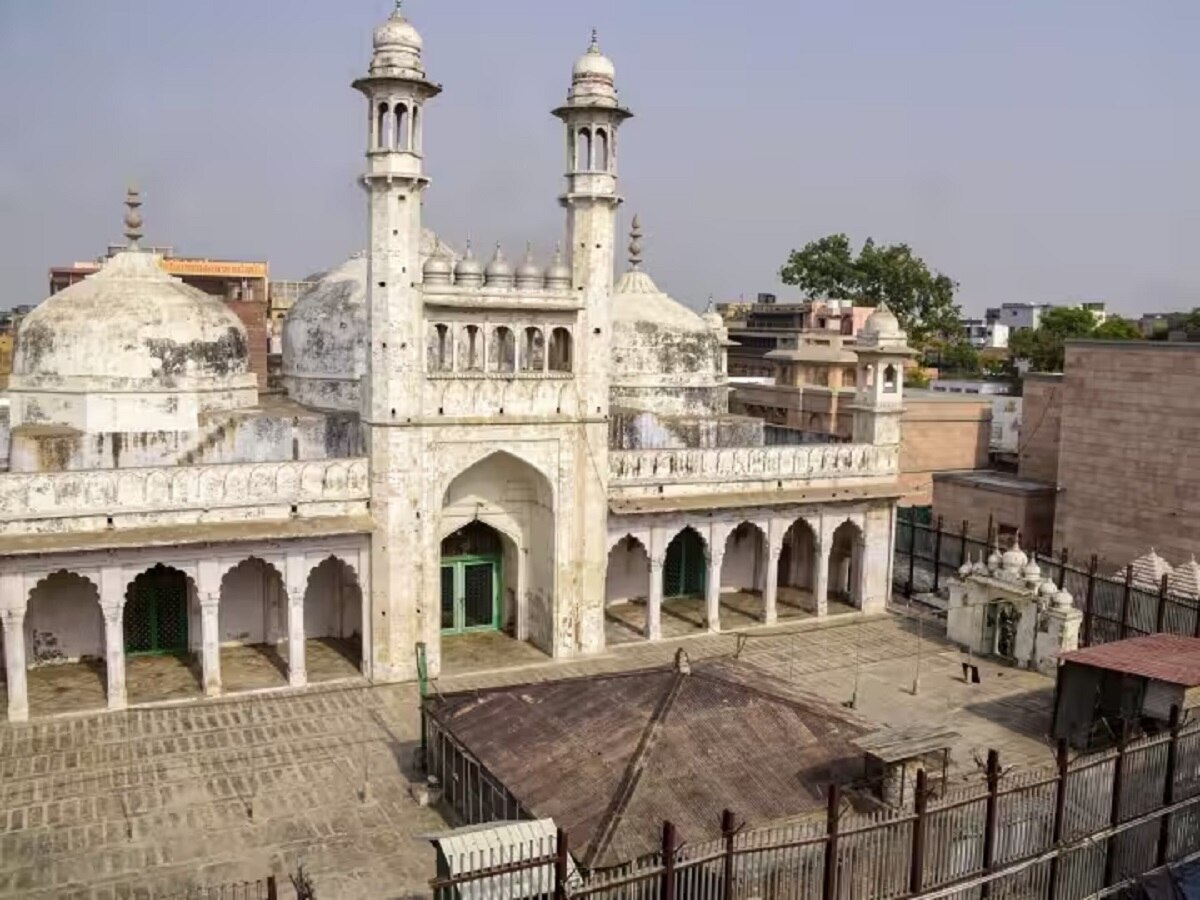 ज्ञानवापी मशीद प्रकरण: वैज्ञानिक सर्वेक्षण करण्यास परवानगी, वाराणसी कोर्टाचा मोठा निर्णय; पण ठेवली एक अट  title=