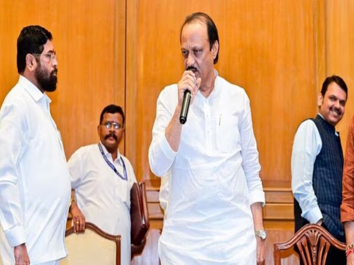 ‘मी अजित अनंतराव पवार मुख्यमंत्री म्हणून शपथ घेतो की…’; राष्ट्रवादीच्या आमदाराचं खळबळजनक ट्वीट ‘मी अजित अनंतराव पवार मुख्यमंत्री म्हणून शपथ घेतो की…’; राष्ट्रवादीच्या आमदाराचं खळबळजनक ट्वीट