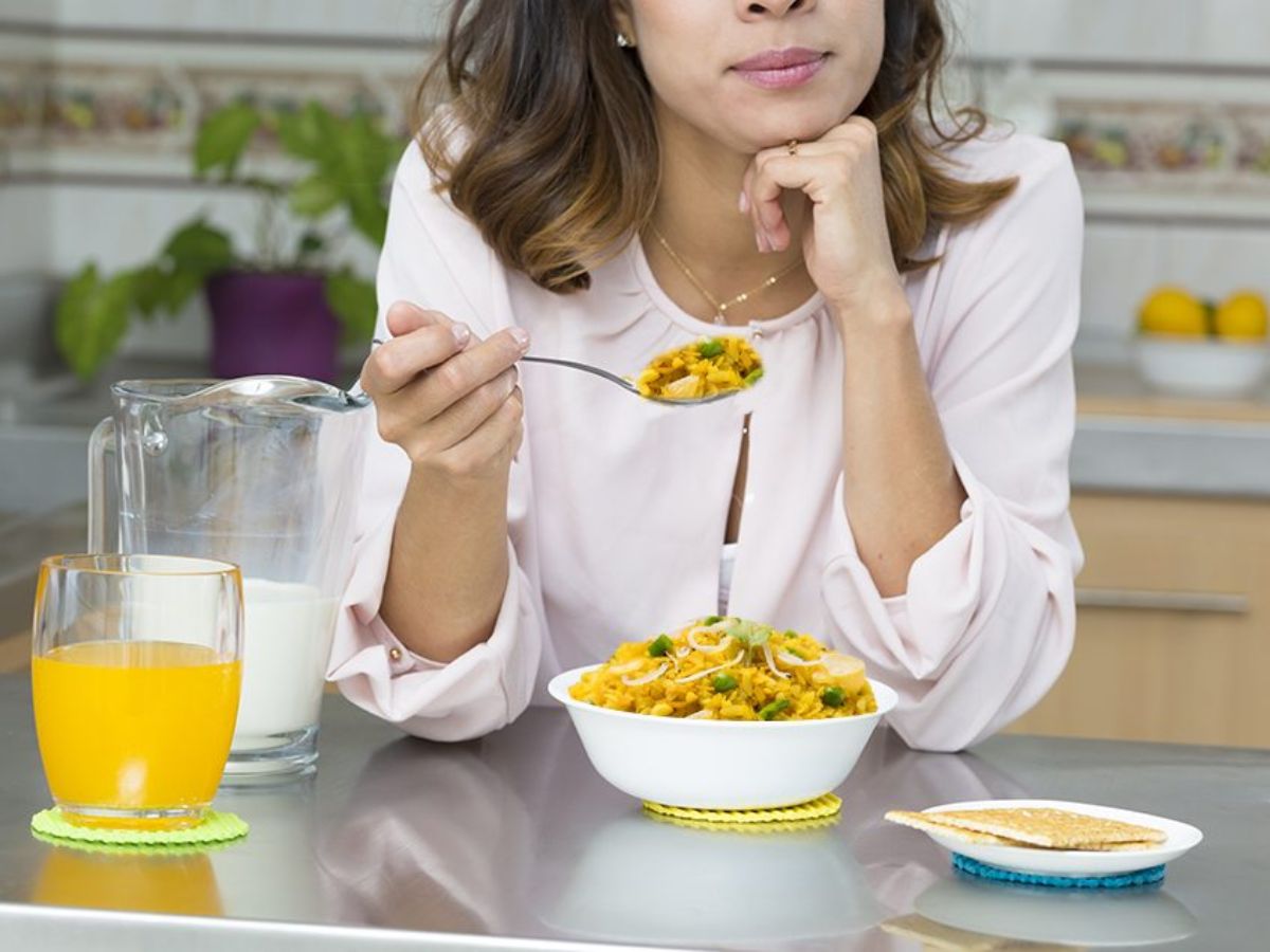 know the perfect timing of breakfast lunch and dinner in marathi