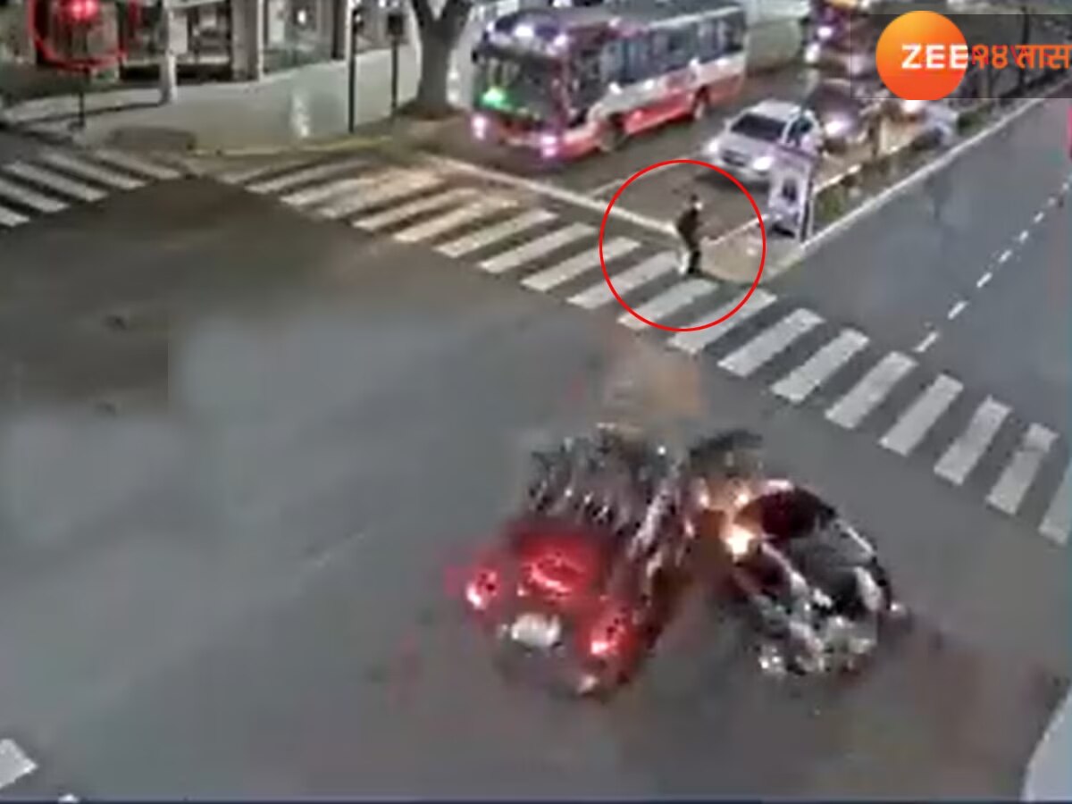 Accident Video: देव तारी त्याला कोण मारी! 7 सेकंदात खेळ खल्लास, CCTV फुटेज पाहून डोकं होईल सुन्न title=
