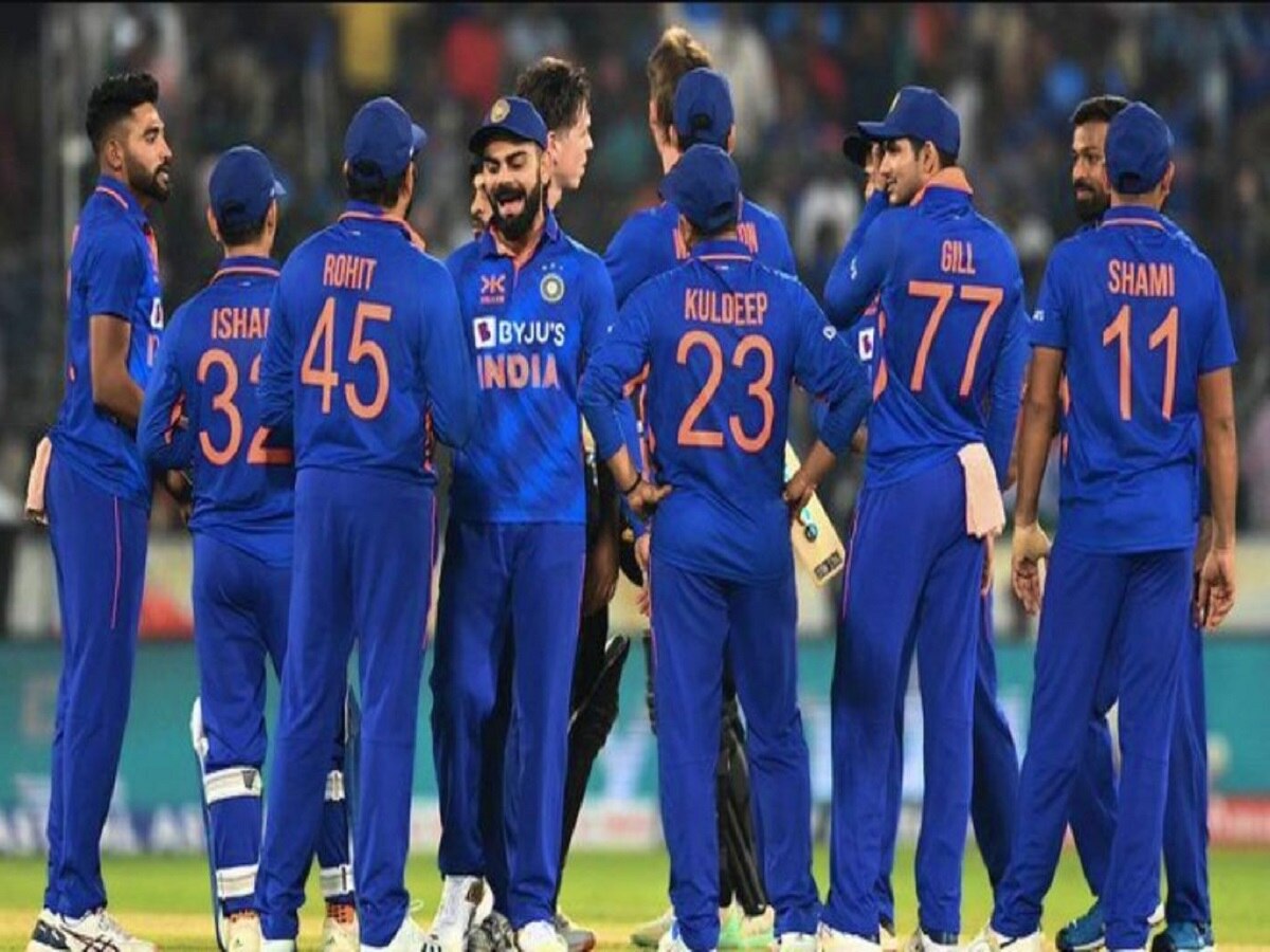 IND vs WI: पहिल्या ODI आधीच भारतीय संघाला मोठा धक्का, स्टार खेळाडू संघाबाहेर; BCCI ने केली घोषणा title=