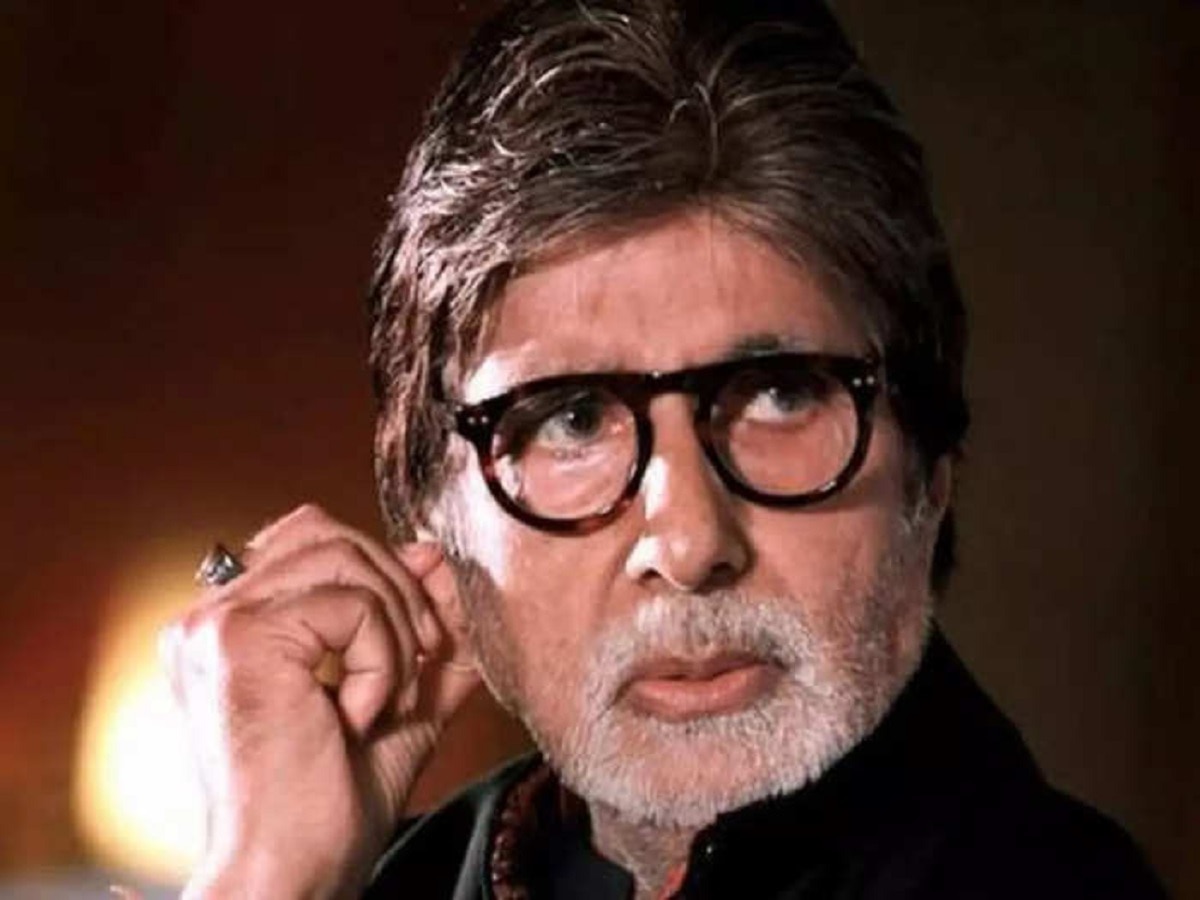 महिलांच्या अंतर्वस्त्रावर Amitabh Bachchan यांनी केलेलं 13 वर्षं जुनं ट्वीट व्हायरल, नेटकरी म्हणाले 'जयाजी तुम्हाला...' title=