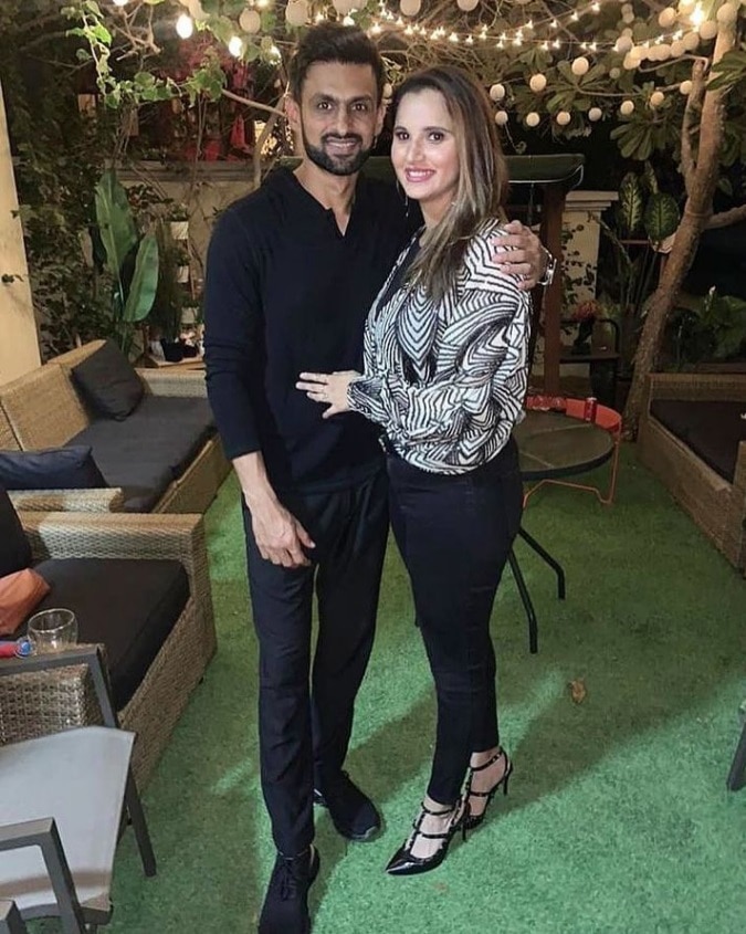 Shoaib Malik Change Instagram Bio Divorce With Sania Mirza