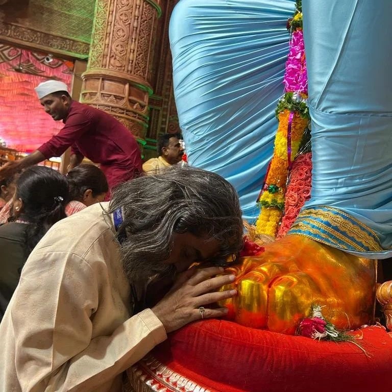 Nitin Chandrakant Desai posted lalbaugcha raja 2023 set puja photos