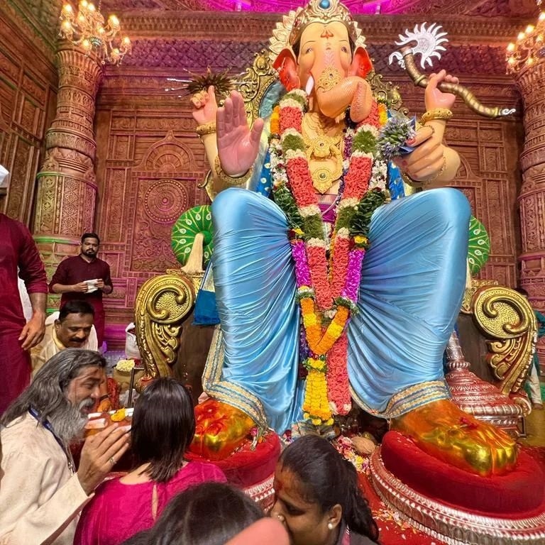 Nitin Chandrakant Desai posted lalbaugcha raja 2023 set puja photos