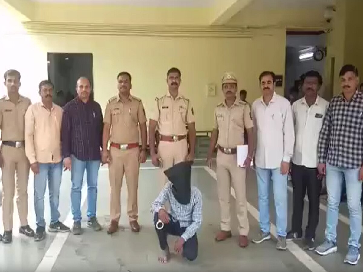 pimpri crime news want to drink your blood friend demanded from friend thrill of murder in Pimpri