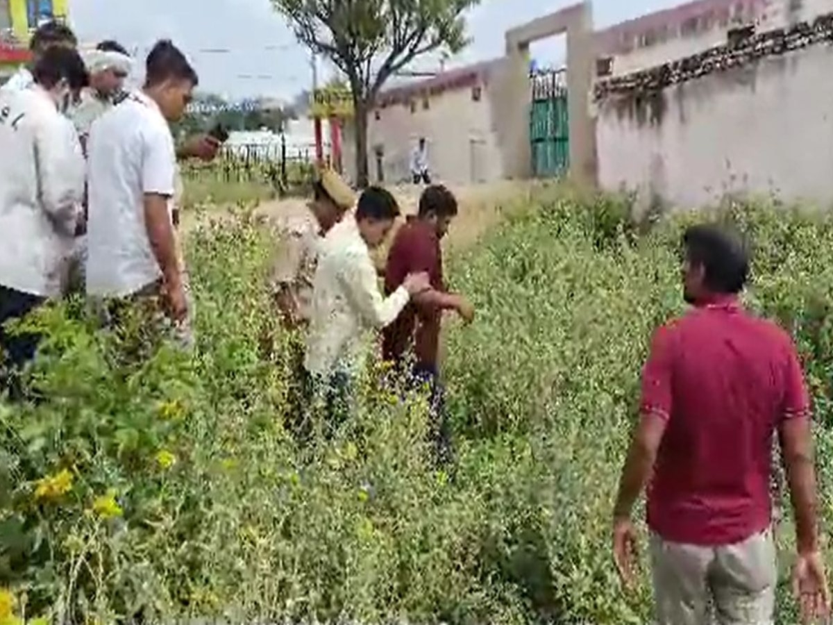 महिला हवालदाराने प्रियकरासह मिळून पतीची केली हत्या; नव्या घराशेजारीच पुरला मृतदेह title=