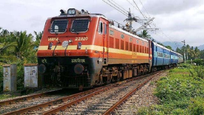 long weekend maharashtra express train got cancelled latest update 