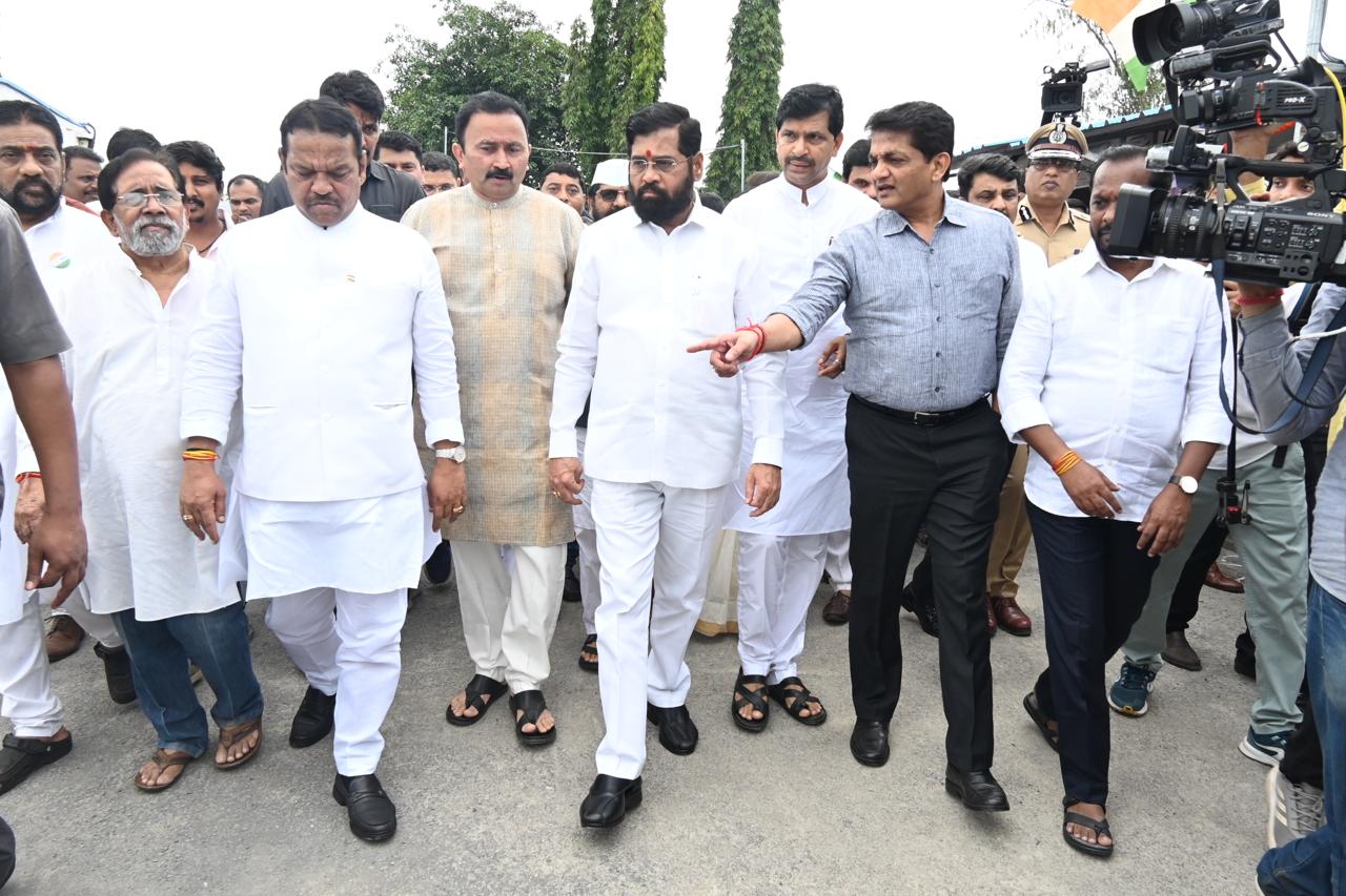 CM Eknath Shinde Irshalwadi Landslide Shelter Camp Visit