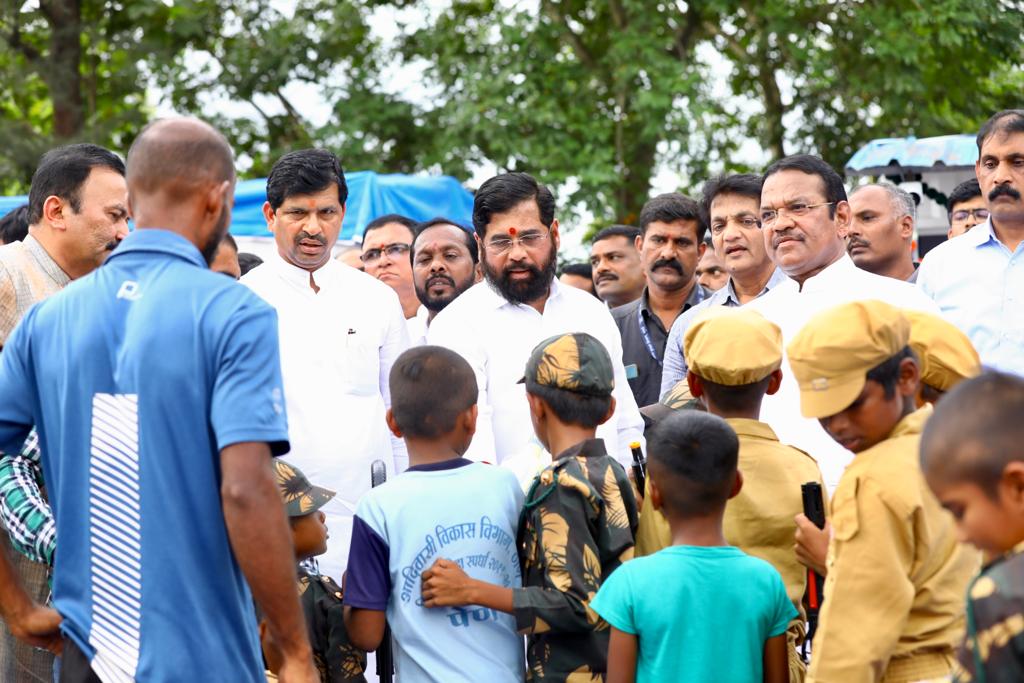 CM Eknath Shinde Irshalwadi Landslide Shelter Camp Visit